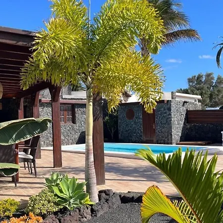 Casa Chic Lanzarote Villa *